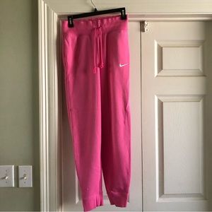 Nike Woman’s joggers Athletic Hot Pink Sweatpants Small